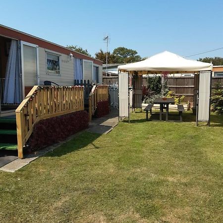 Gina'S Static Caravan,118 Sandsgate Hemsby Eksteriør billede