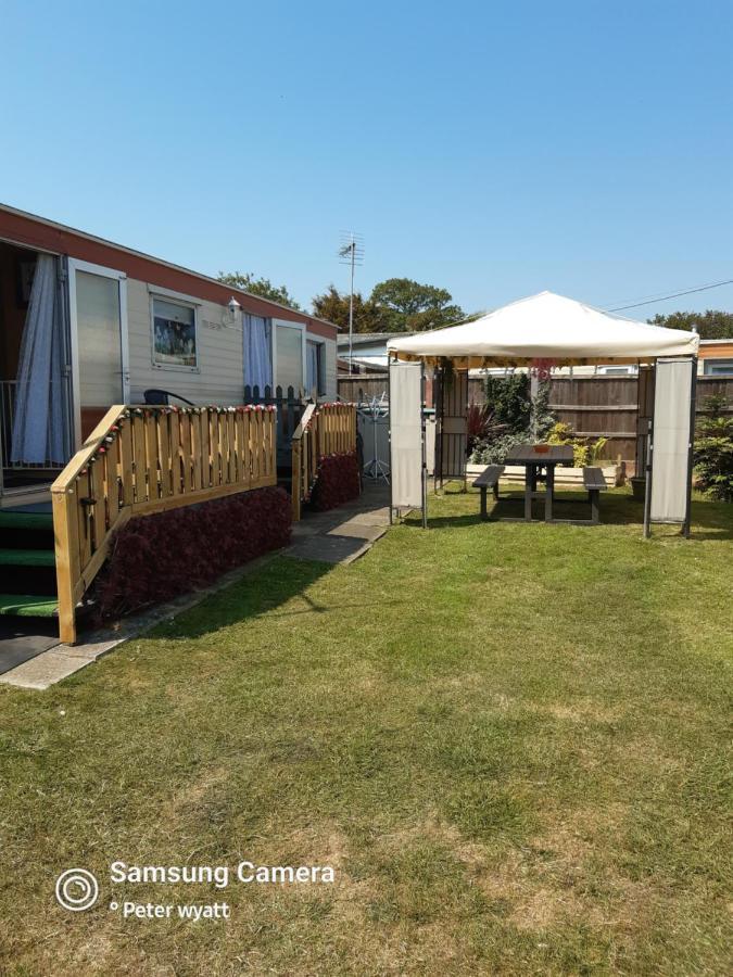 Gina'S Static Caravan,118 Sandsgate Hemsby Eksteriør billede